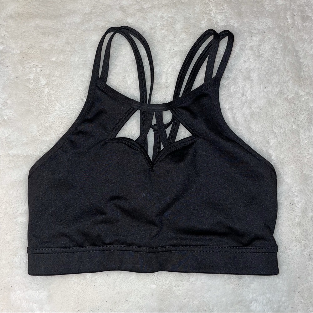LIKE NEW Victoria’s Sport sports bra size Small, adjustable straps with mesh